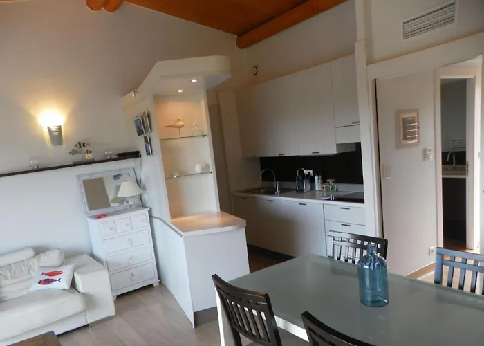 Cala Sultana N62 - 4 Pers Avec Piscine Chauffee- Acces Prive A La De Santa Giulia Apartmán *